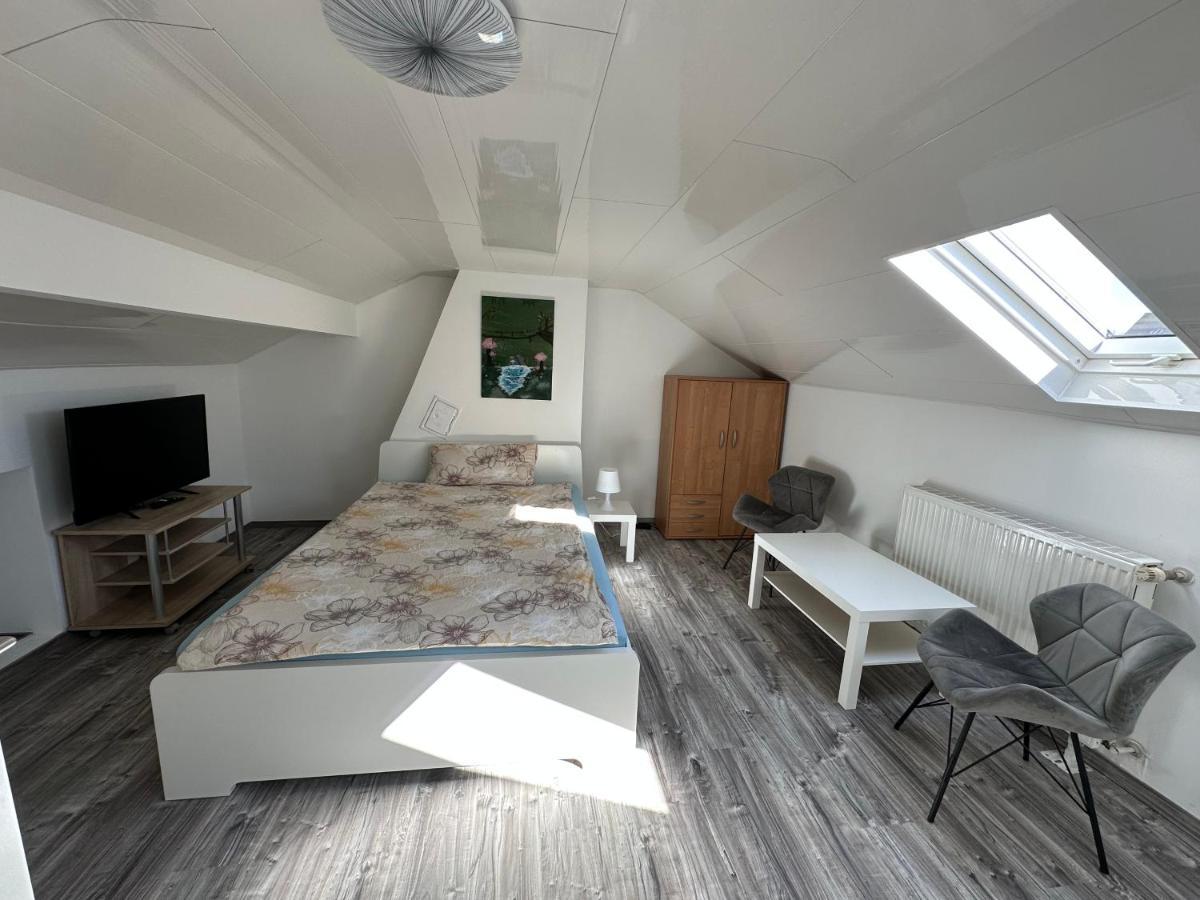 Ferienwohnung Am Hafen Wilhelmshaven Bagian luar foto