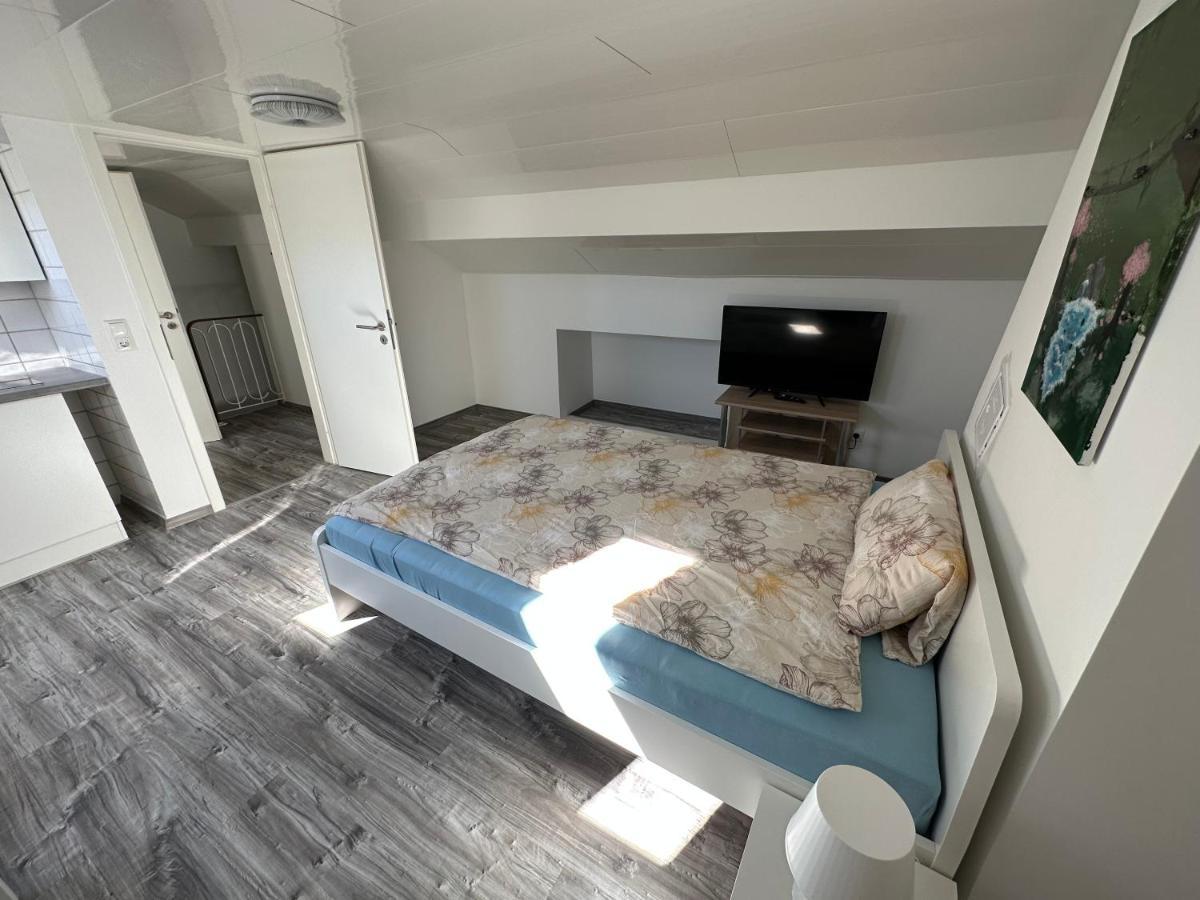 Ferienwohnung Am Hafen Wilhelmshaven Bagian luar foto
